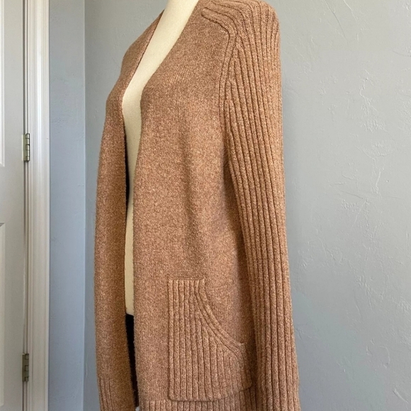 Christian Siriano Tan Women's Cardigan Size M - Picture 9 of 9